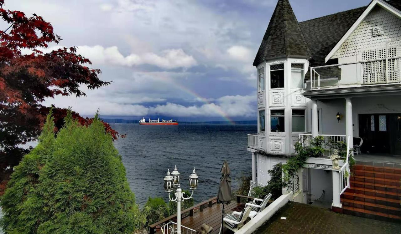 Walkon Waterfront Castle Cove Inn Chemainus Exterior foto
